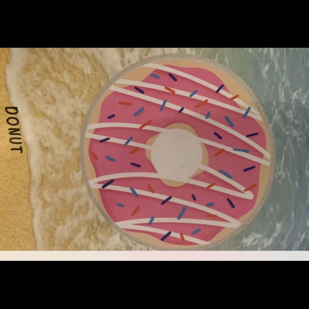 Round beach towel